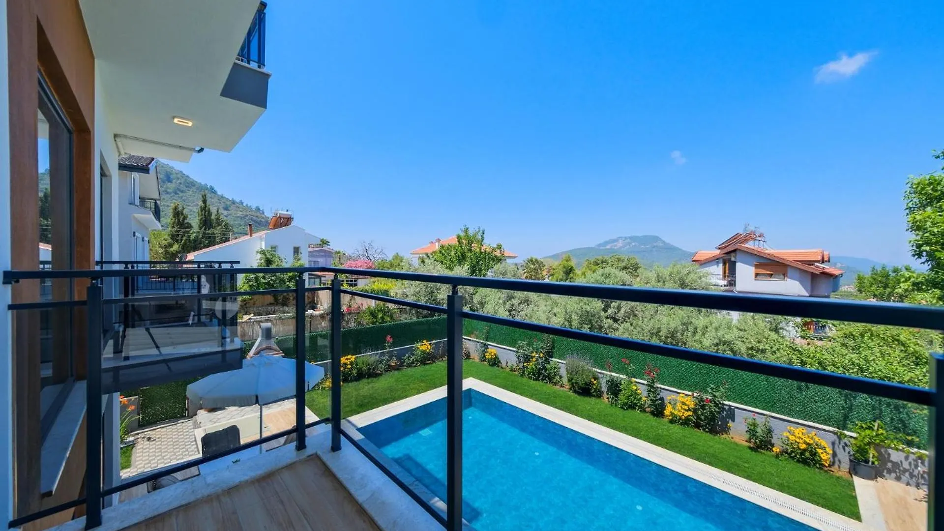 Villa Lotus/ Oeluedeniz Isitmali Kapali Havuzlu Fethiye Turkey